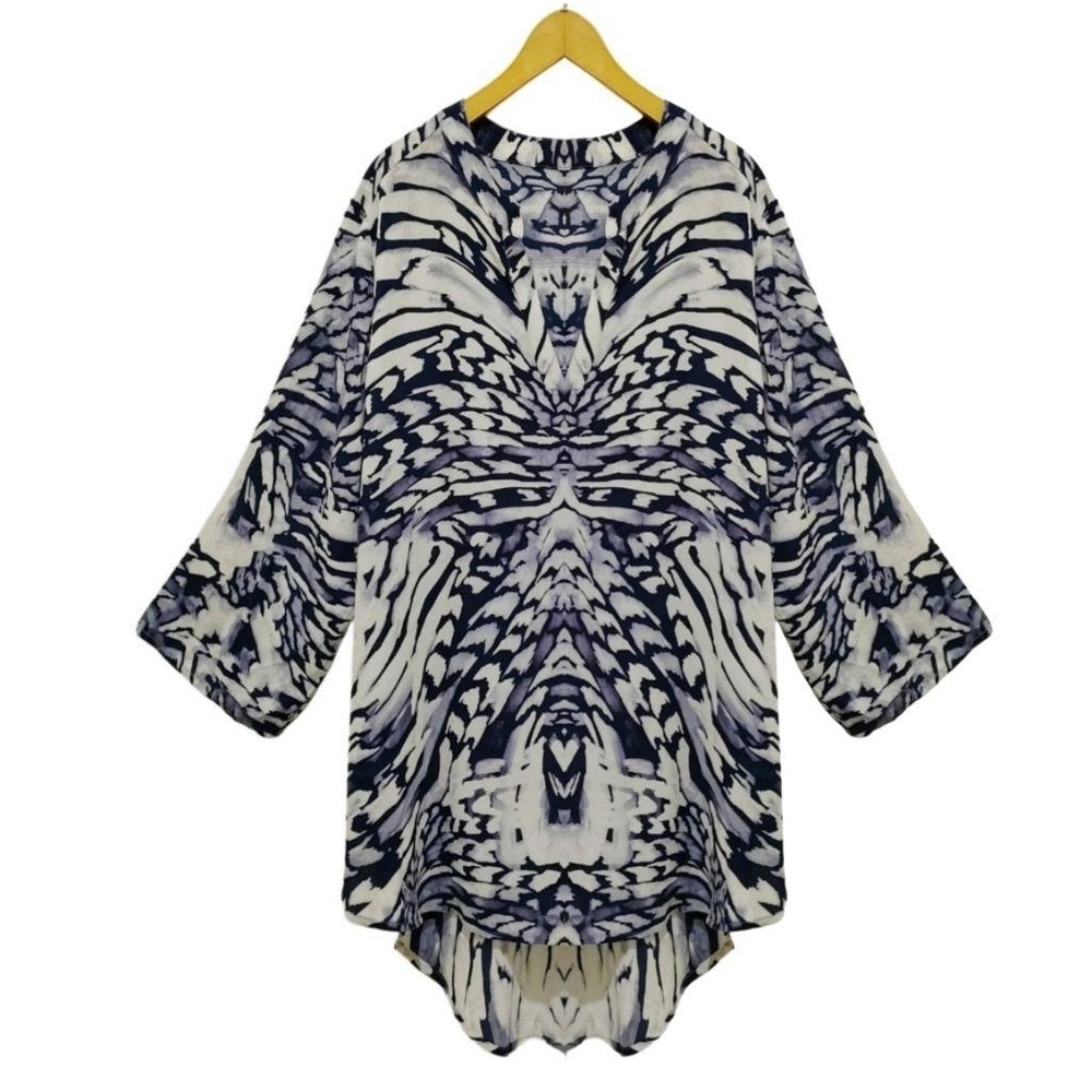 Abstract Patterned Women's Top